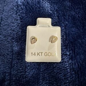 14kt Yellow Gold Screw Back Earrings